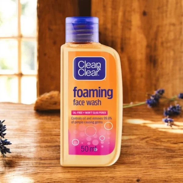 Clean & Clear Foaming Face Wash 50ml – Oil-Free Gentle Daily Cleanser