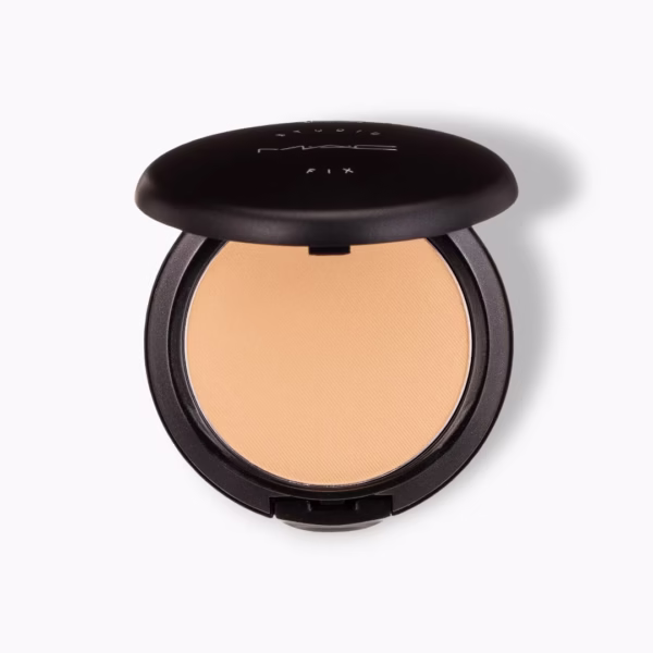 MAC Studio Fix Powder Plus Foundation – NC25 | Matte Full Coverage